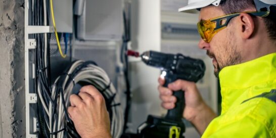 GS Consult : Soluții complete pentru instalații electrice sigure și eficiente